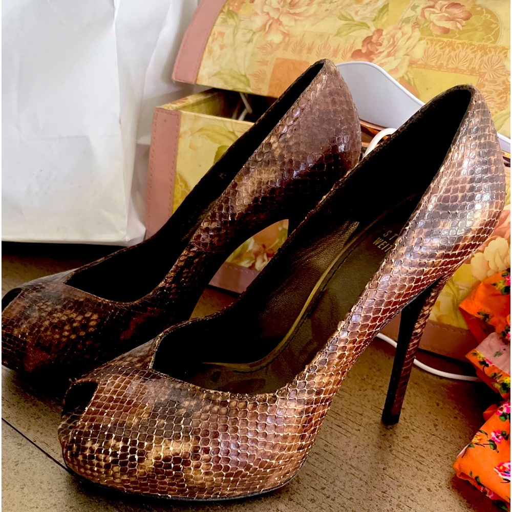Stuart Whitman peep toe heels